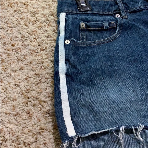 High waisted jean shorts - Picture 4 of 5